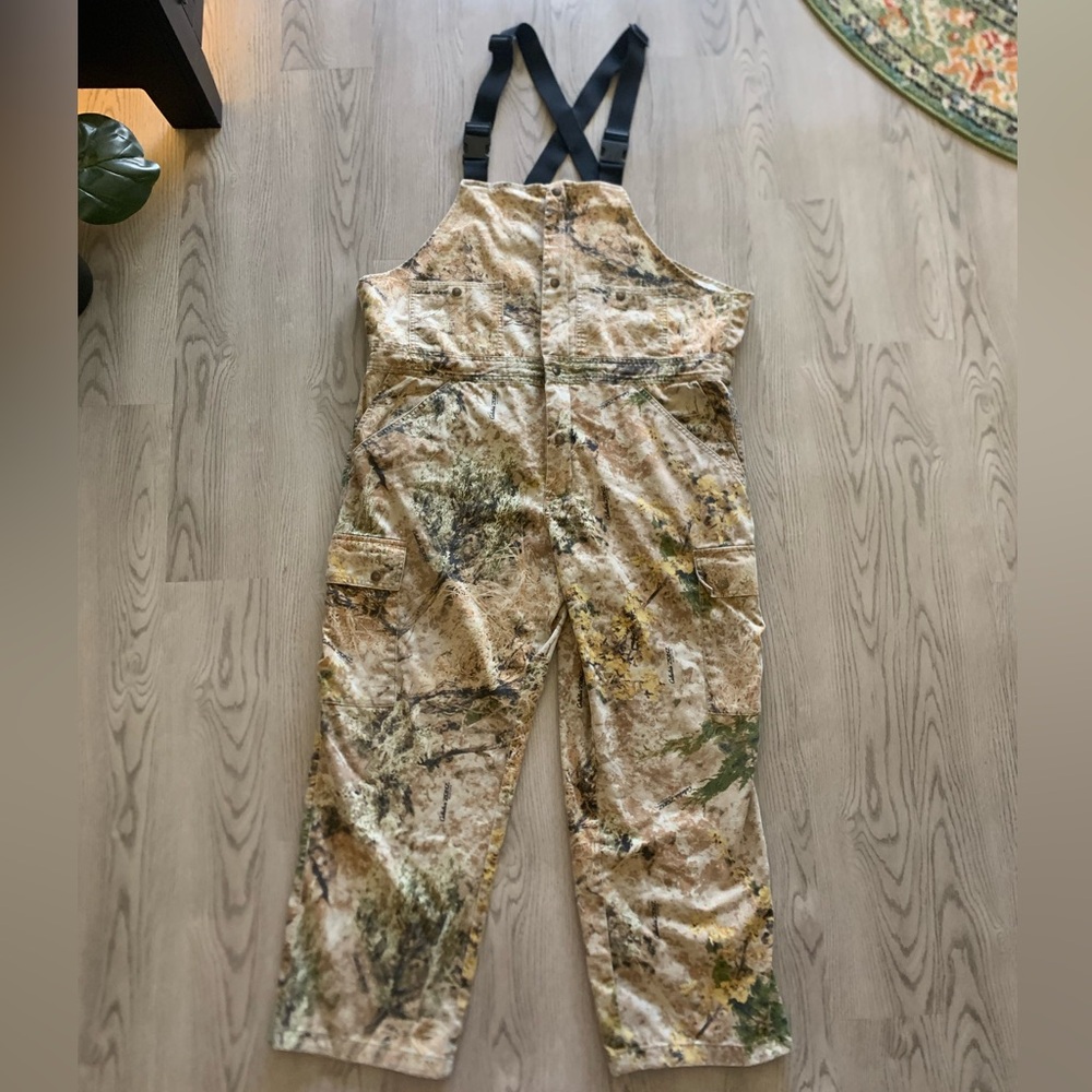 Camoflauge Cabelas Overalls (size XL)